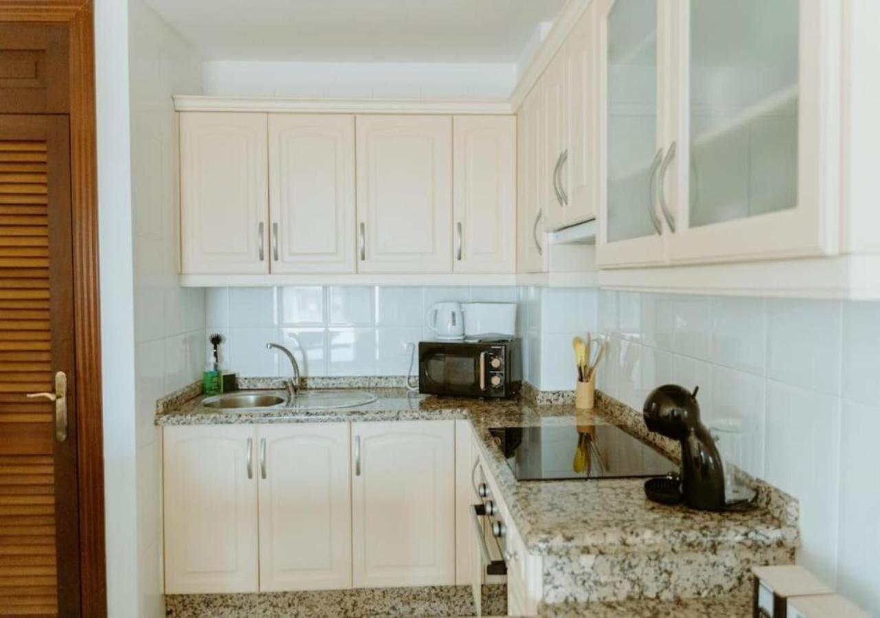 Seaview Splendor 2 Bedroom Modern Comfort アデヘ エクステリア 写真