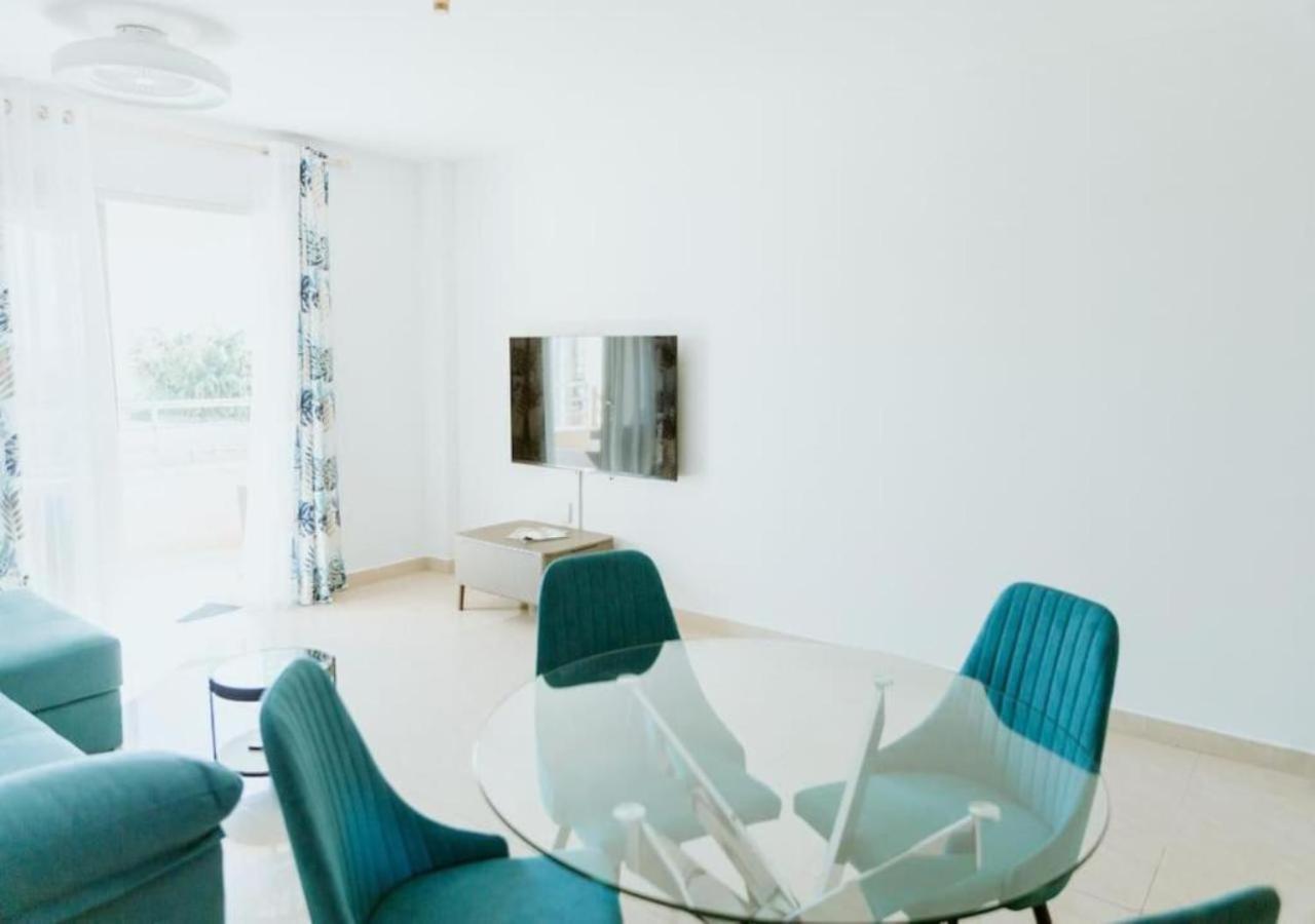 Seaview Splendor 2 Bedroom Modern Comfort アデヘ エクステリア 写真