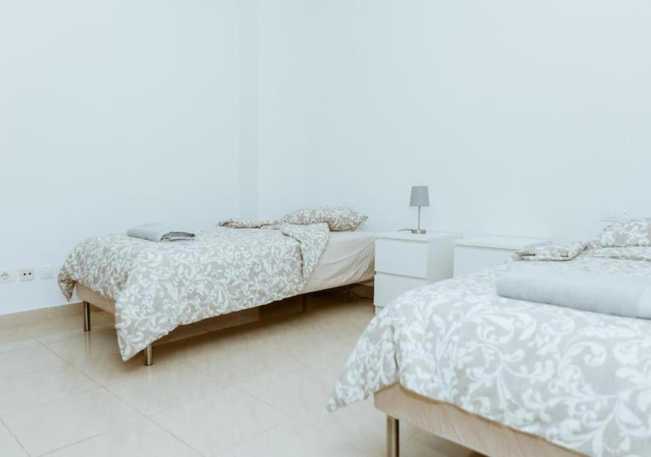 Seaview Splendor 2 Bedroom Modern Comfort アデヘ エクステリア 写真